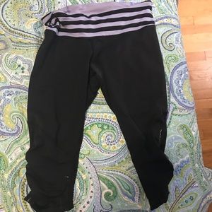 Lululemon cropped leggings size eight